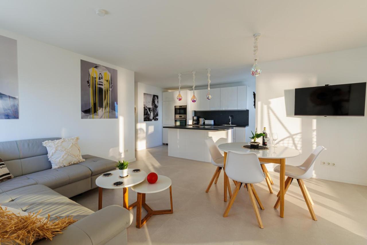 Laguna Beach Wohnung Mit Freiem Meerblick Torrox Exterior foto
