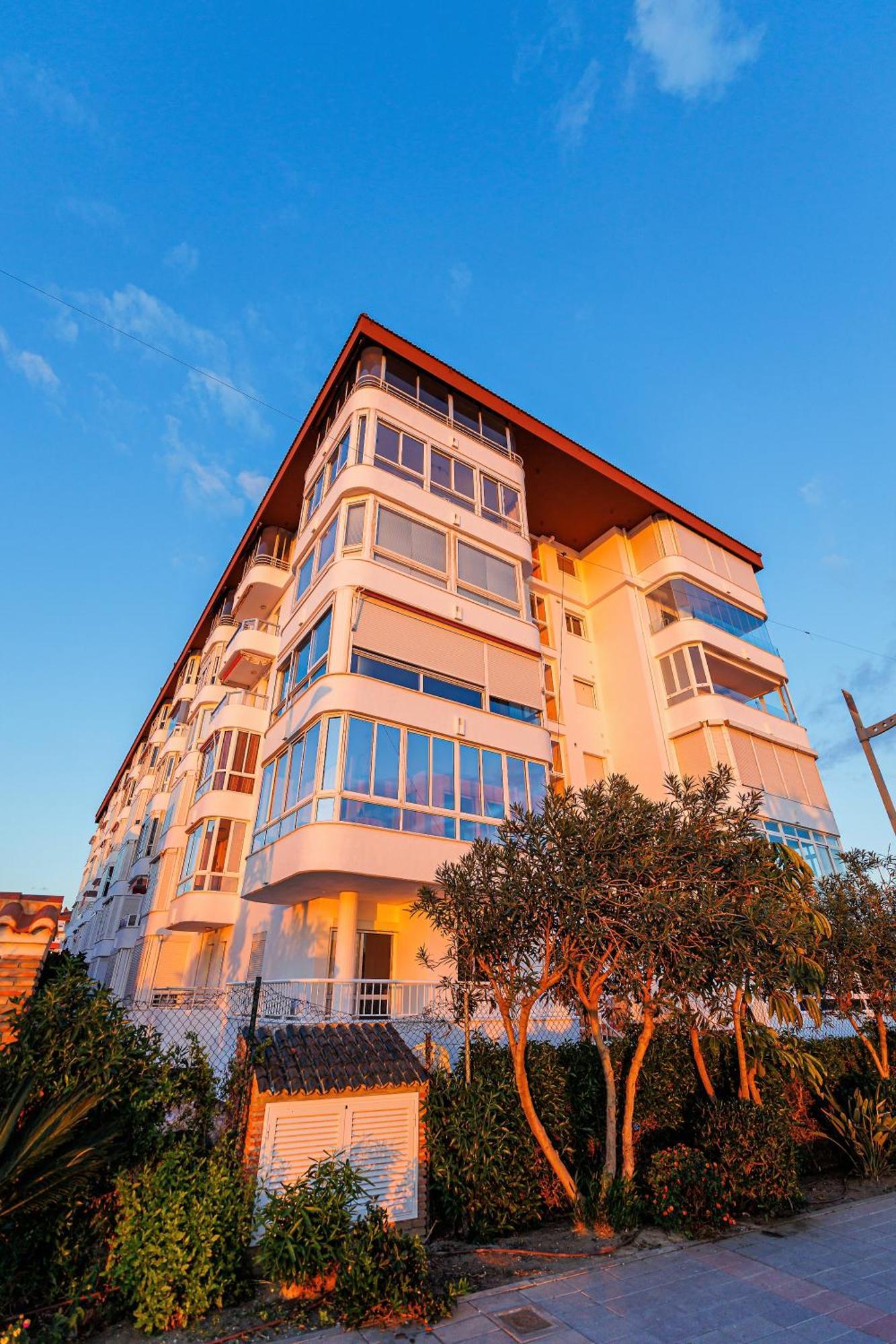 Laguna Beach Wohnung Mit Freiem Meerblick Torrox Exterior foto